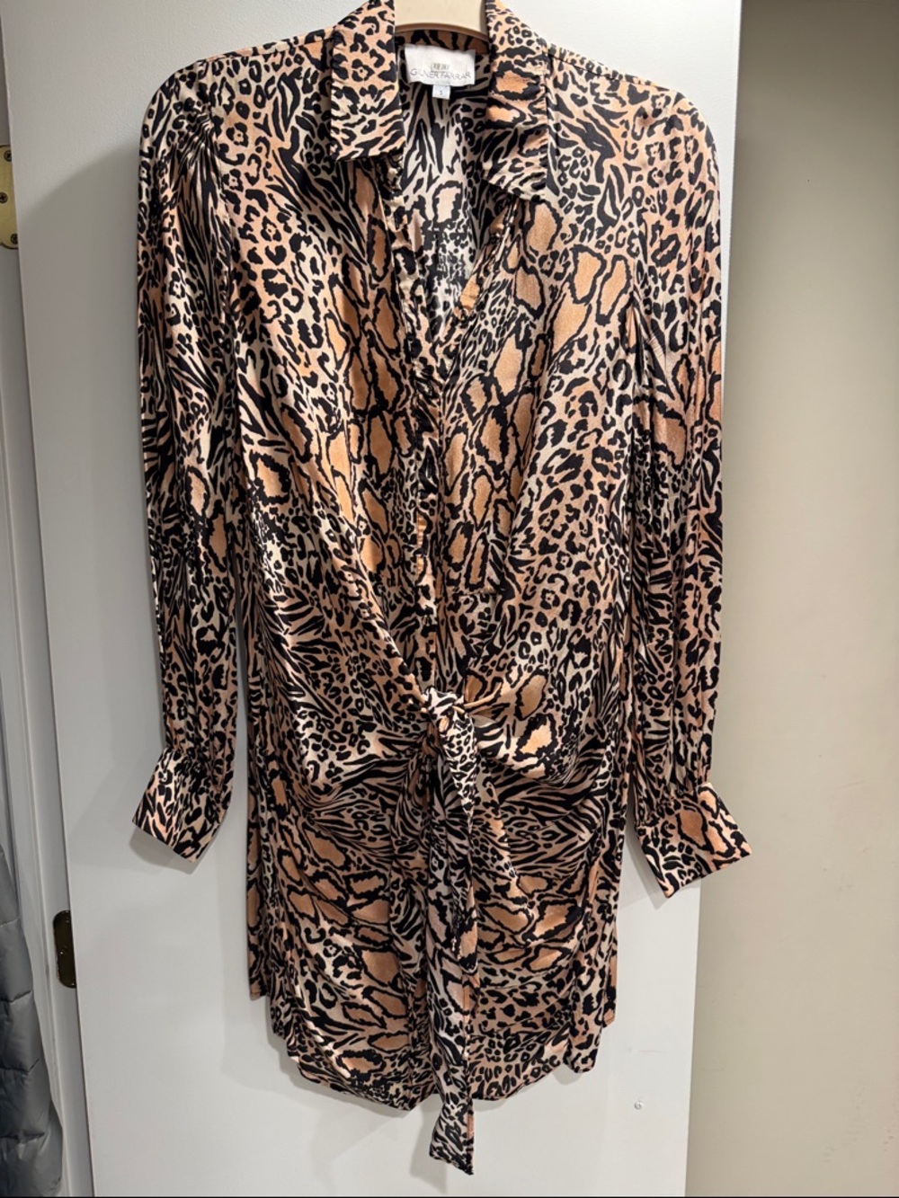 Women's Midi Twist-Front Leopard Print Dress - Tan/Black